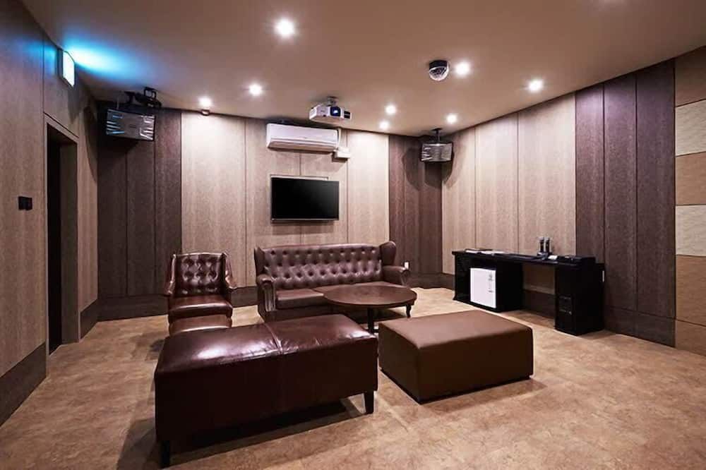 Salon
