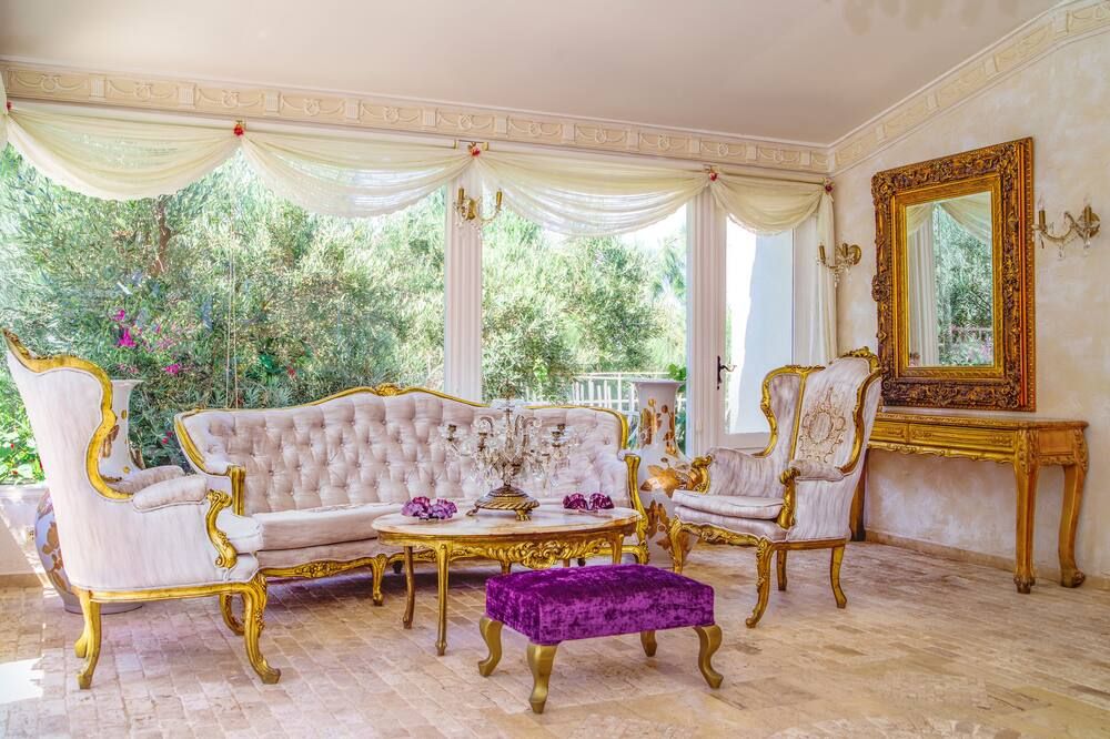 Salon
