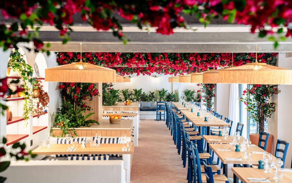 Restaurant Photo