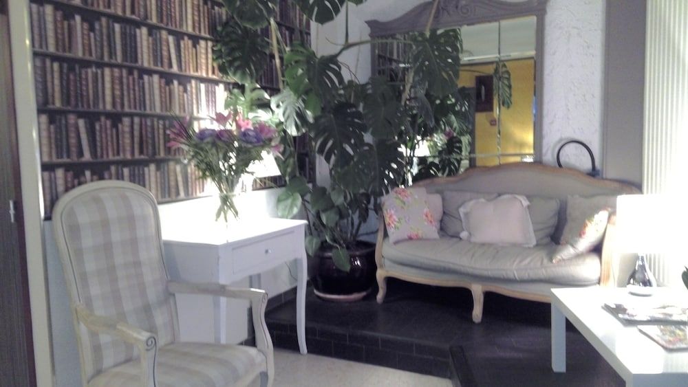 Salon