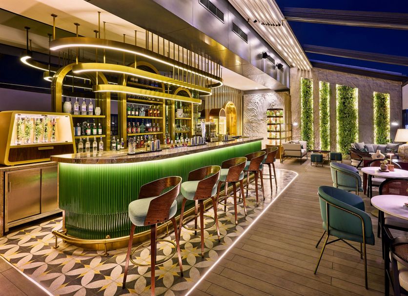 Bar Photo