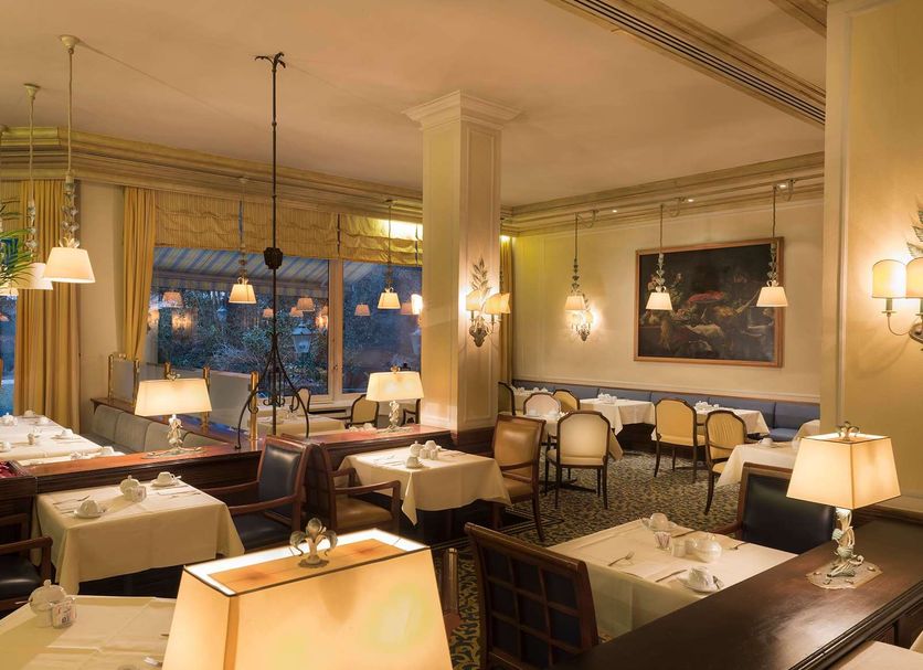 Restaurant Photo