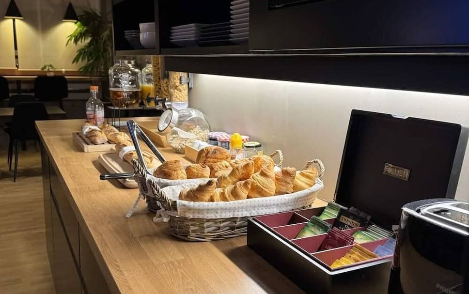 Buffet Photo