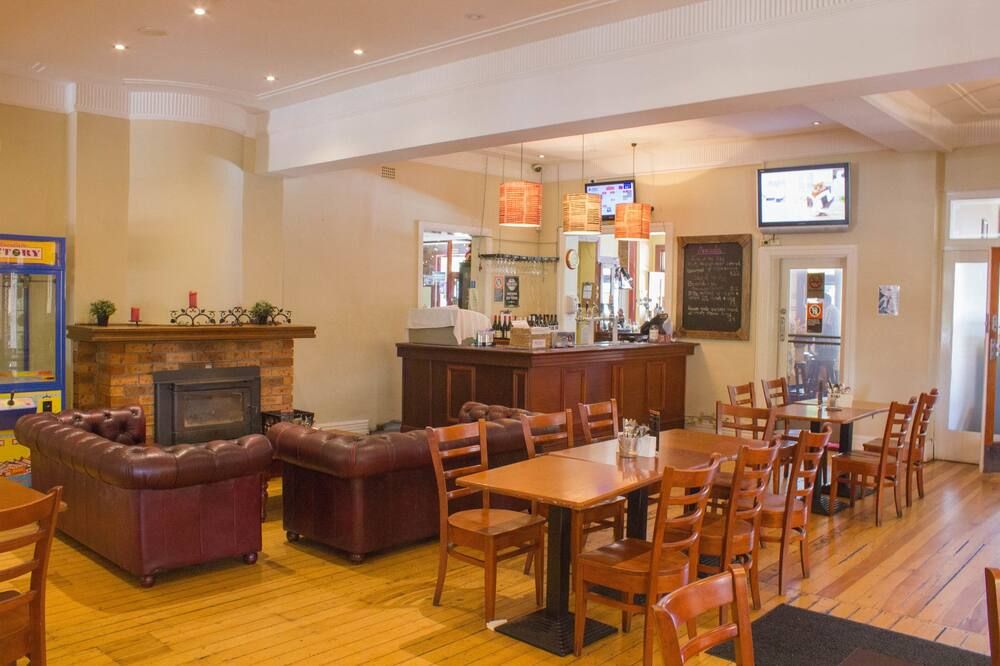 Bar Photo