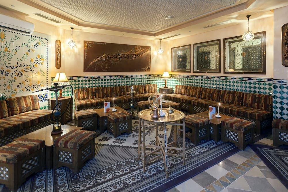 Salon