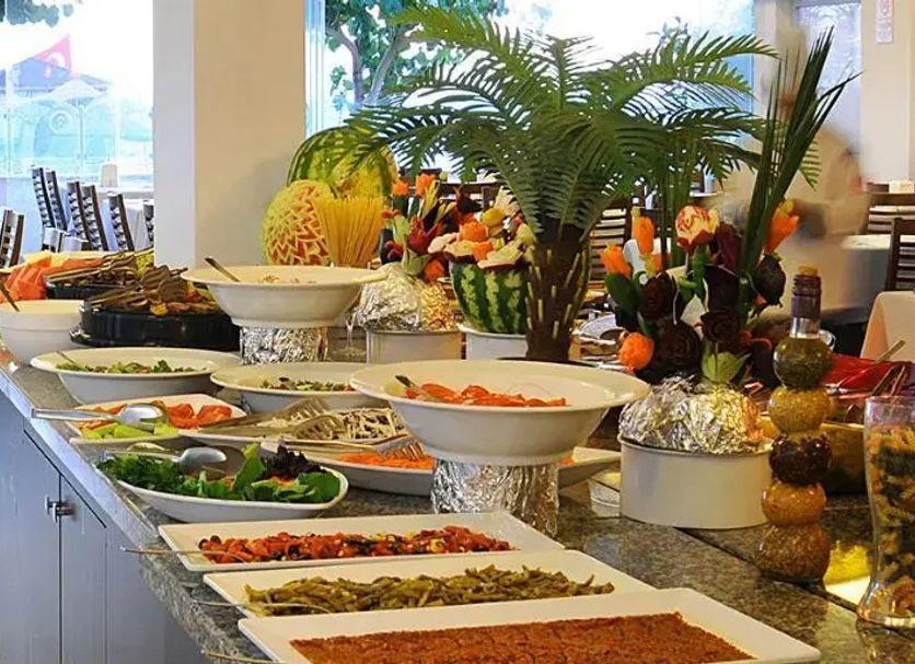 Buffet Photo