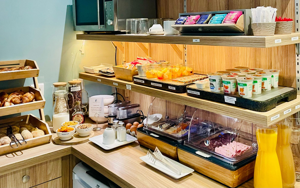 Buffet Photo