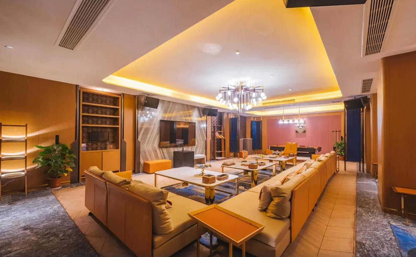 Salon