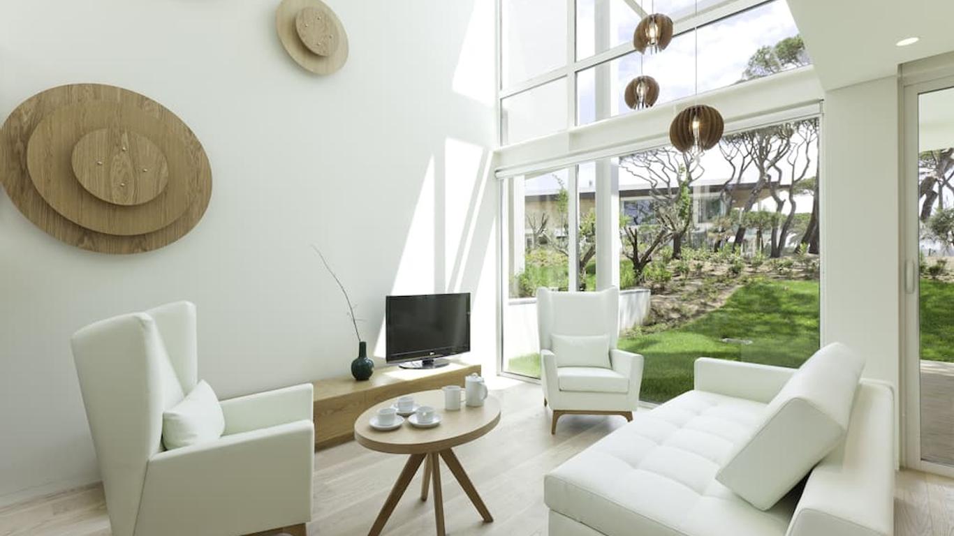 Onyria Marinha Boutique Hotel