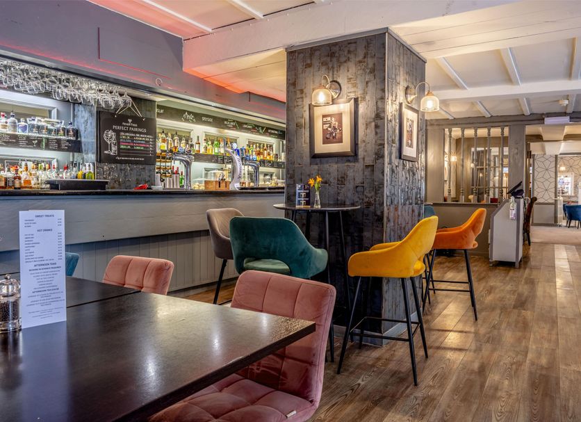 Bar Photo