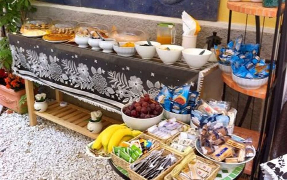 Buffet Photo
