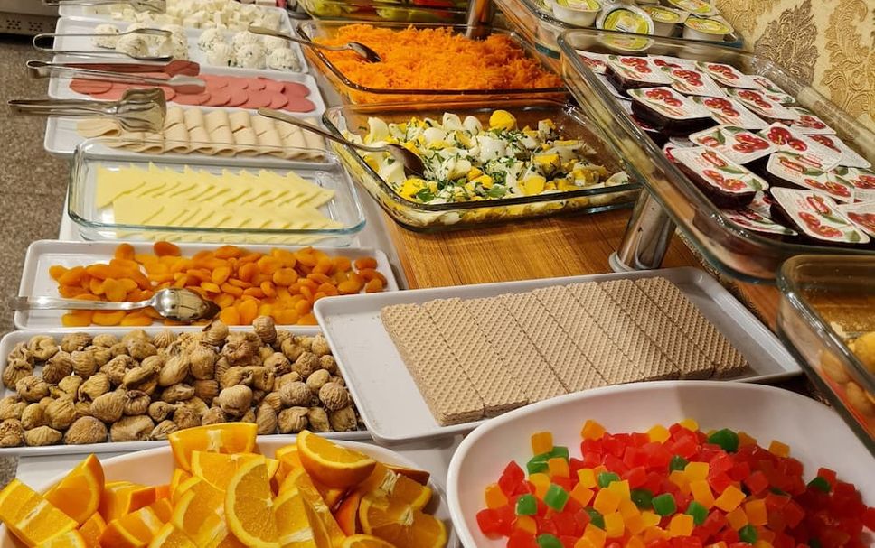 Buffet Photo