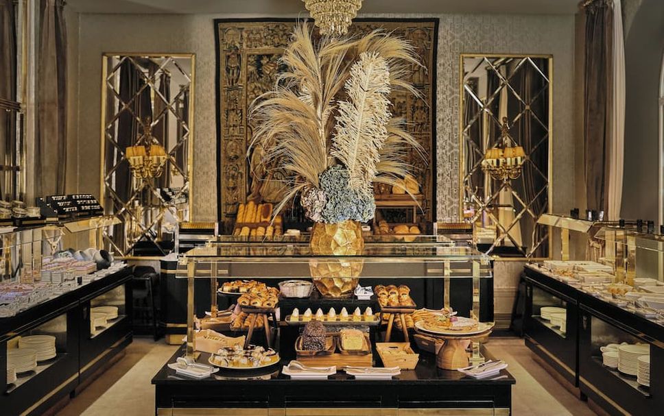 Buffet Photo