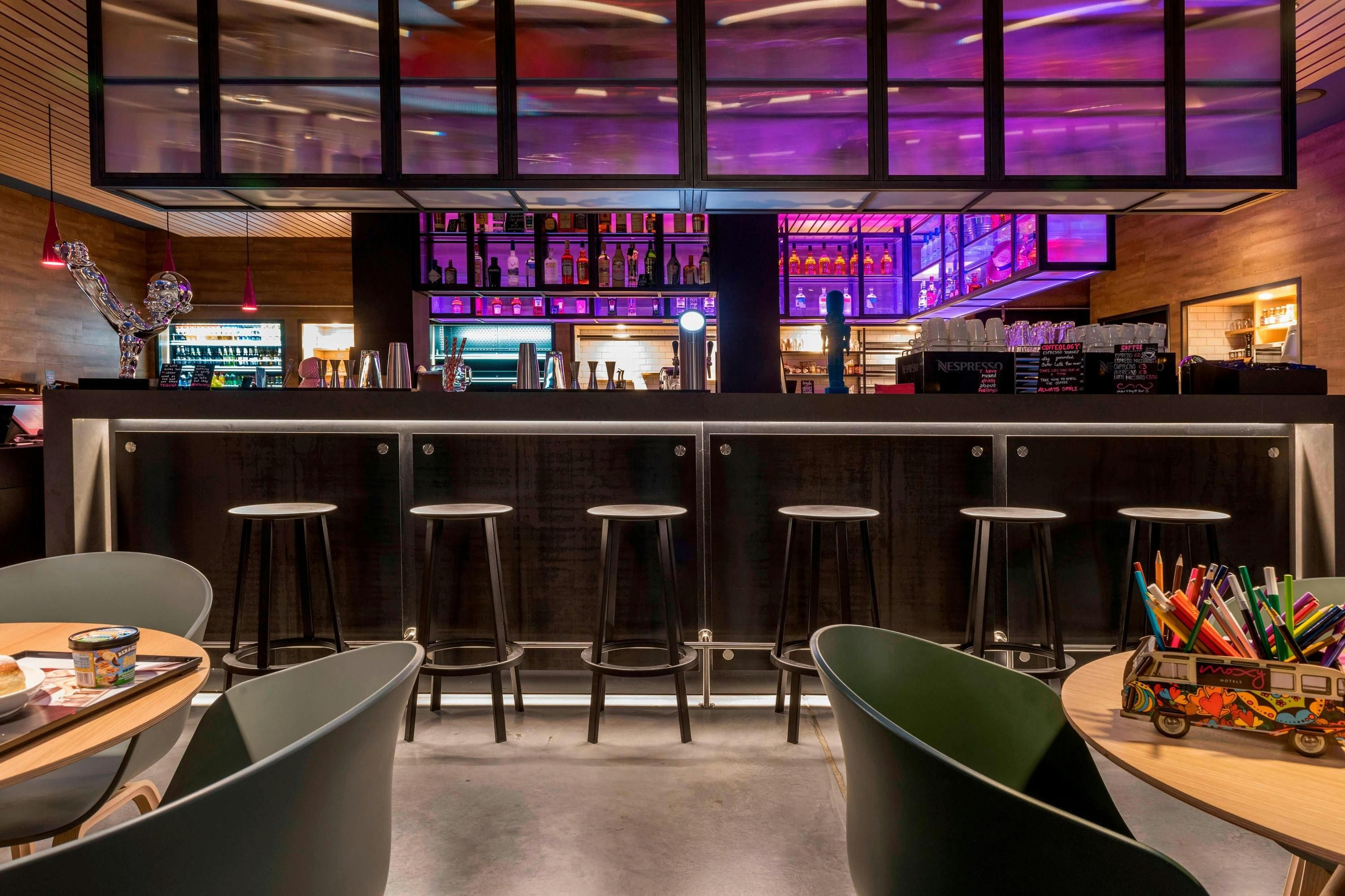 Bar Photo