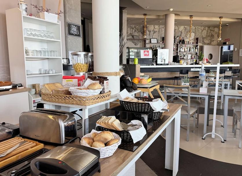 Buffet Photo