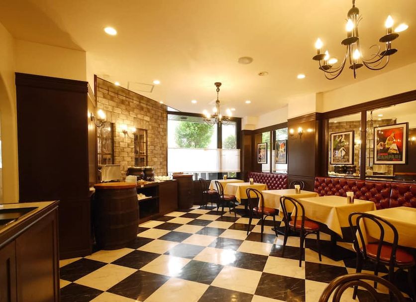 Restaurant Photo