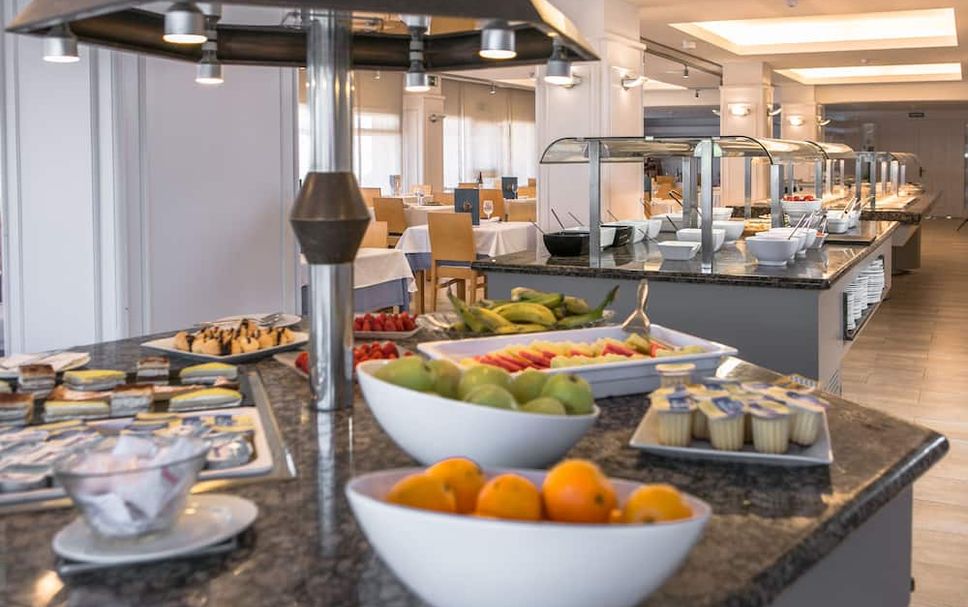 Buffet Photo