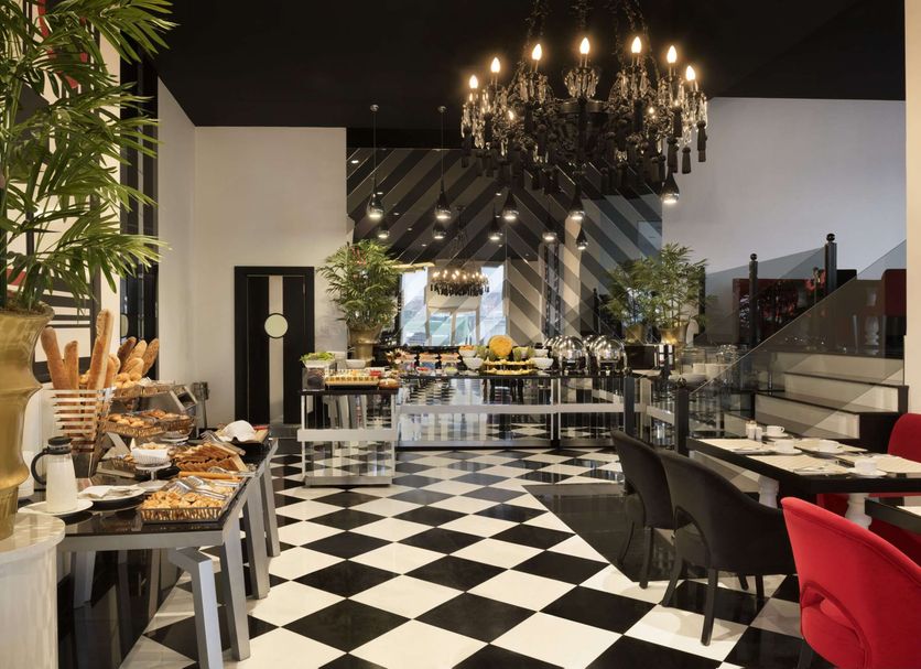 Restaurant Photo