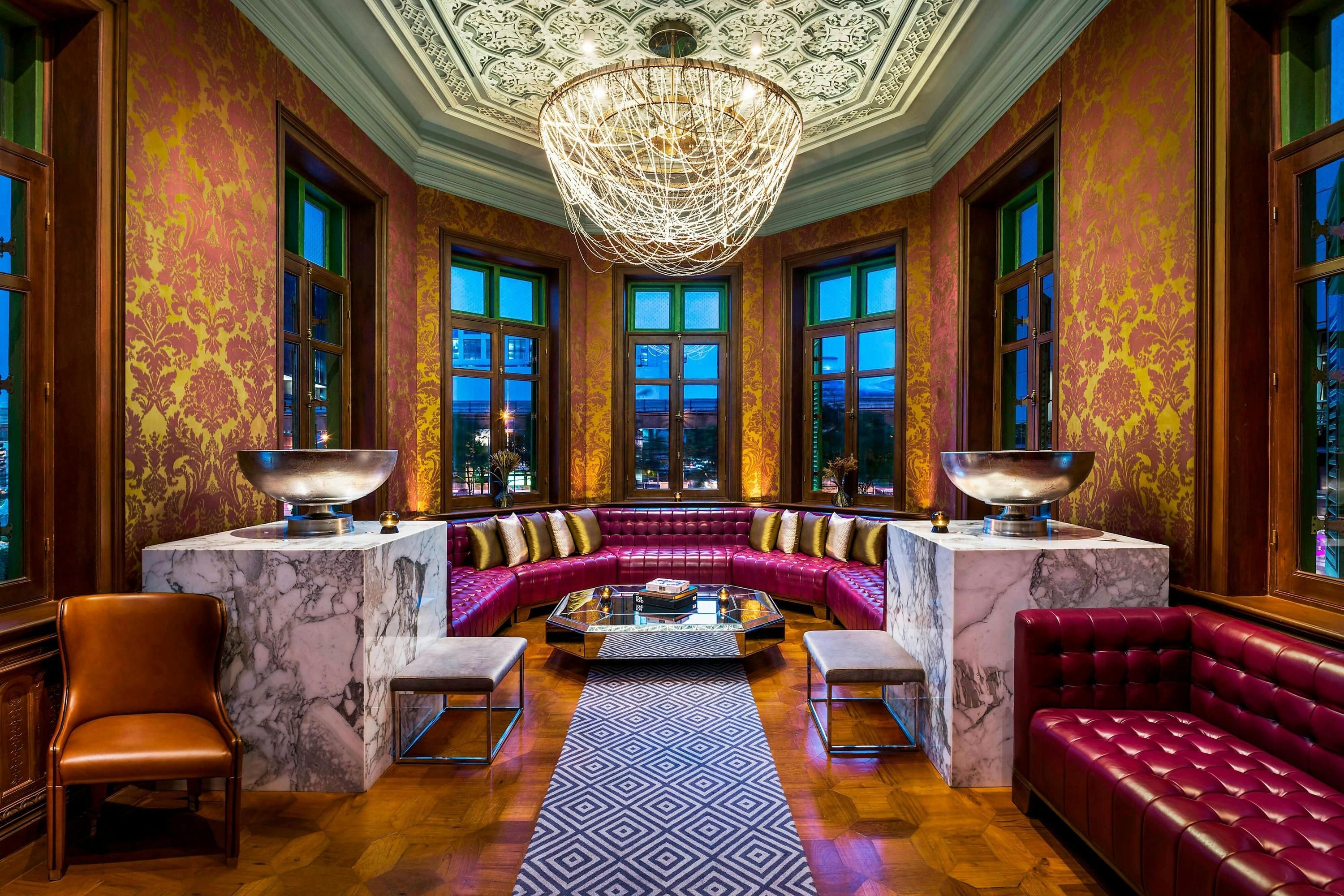 Salon
