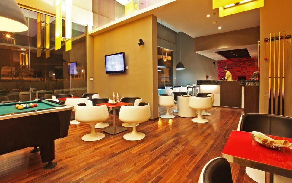 Bar Photo