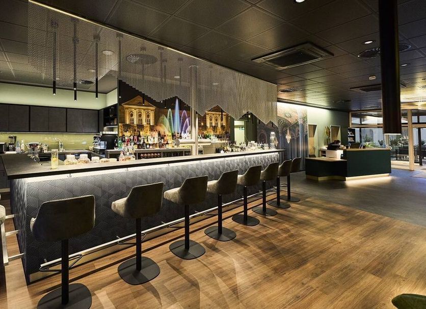 Bar Photo