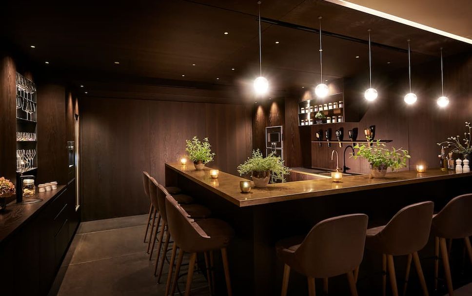 Bar Photo