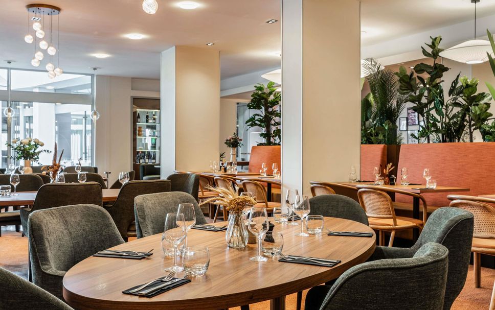 Restaurant Photo