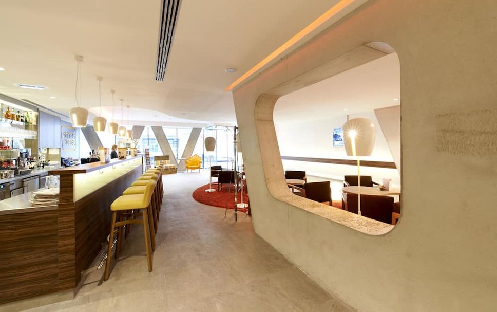 Bar Photo