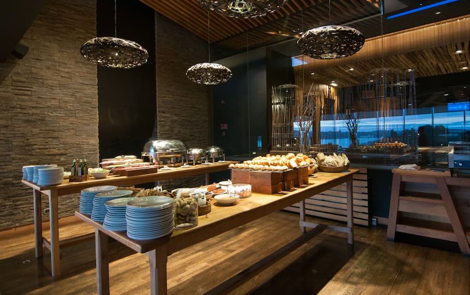 Buffet Photo
