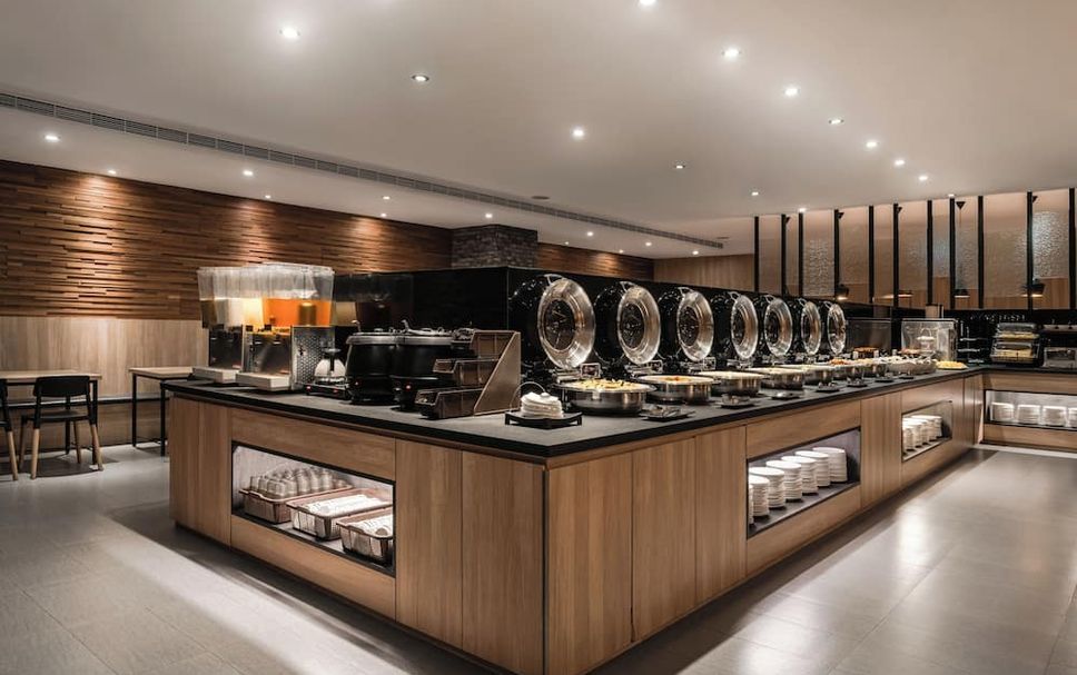 Buffet Photo