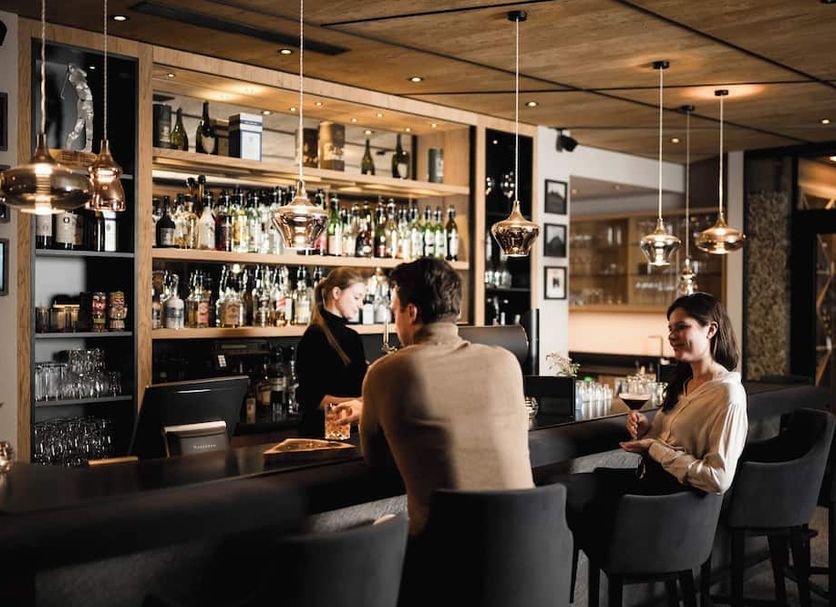 Bar Photo