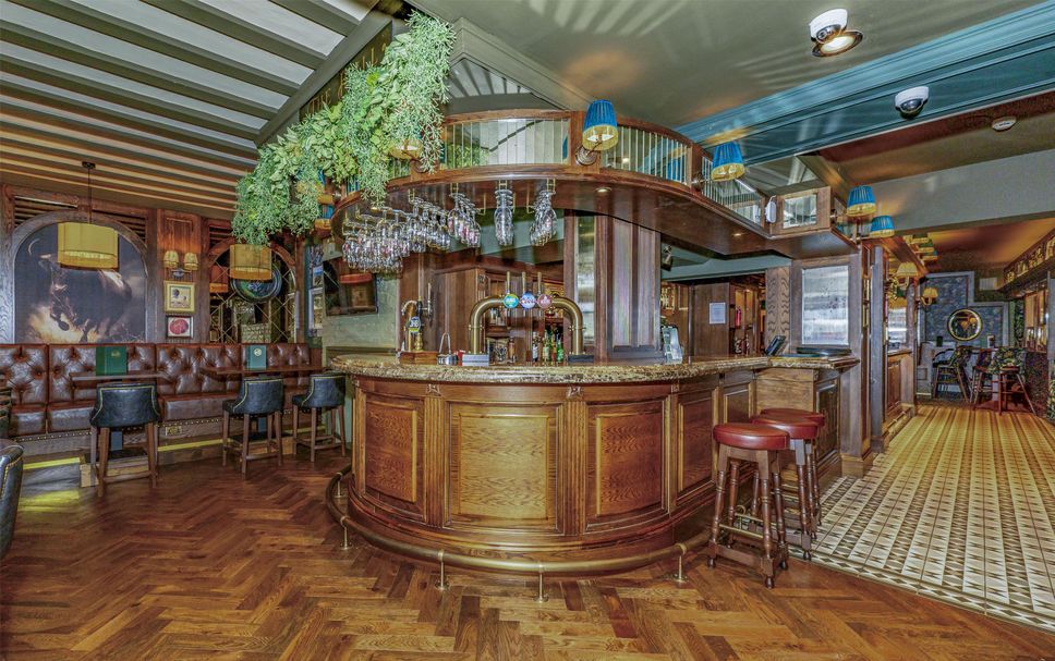 Bar Photo