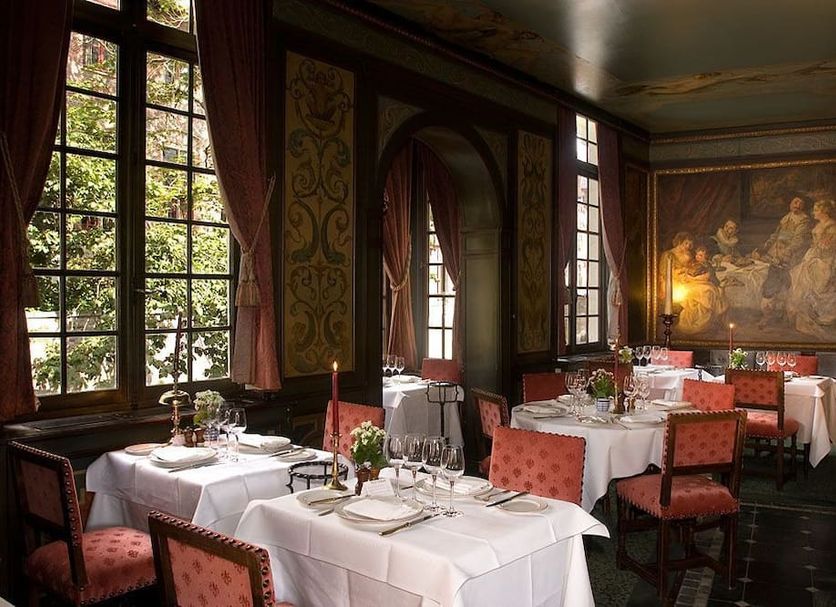 Restaurant Photo