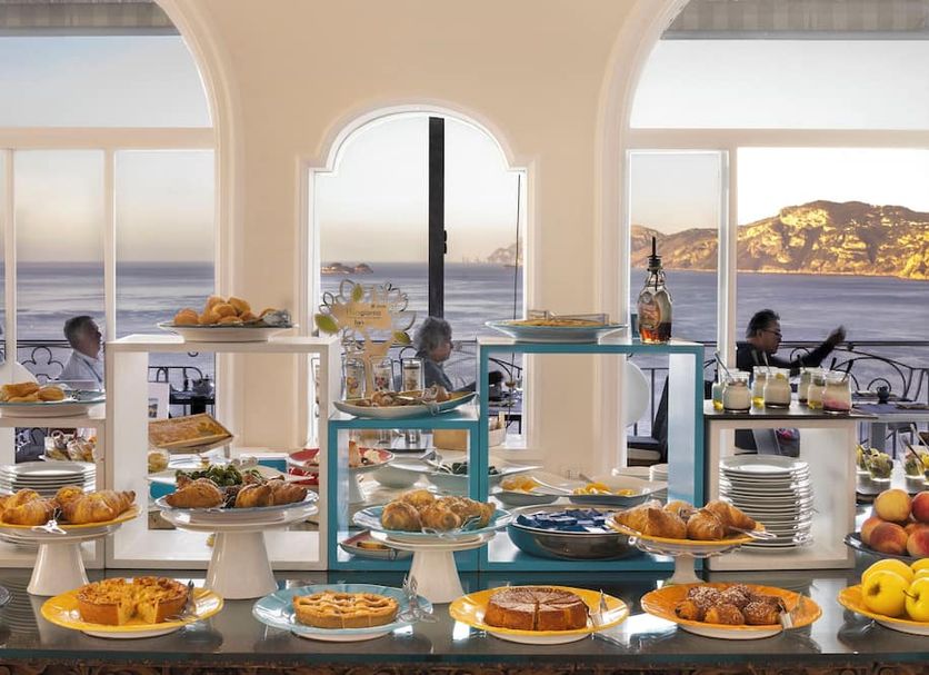 Buffet Photo