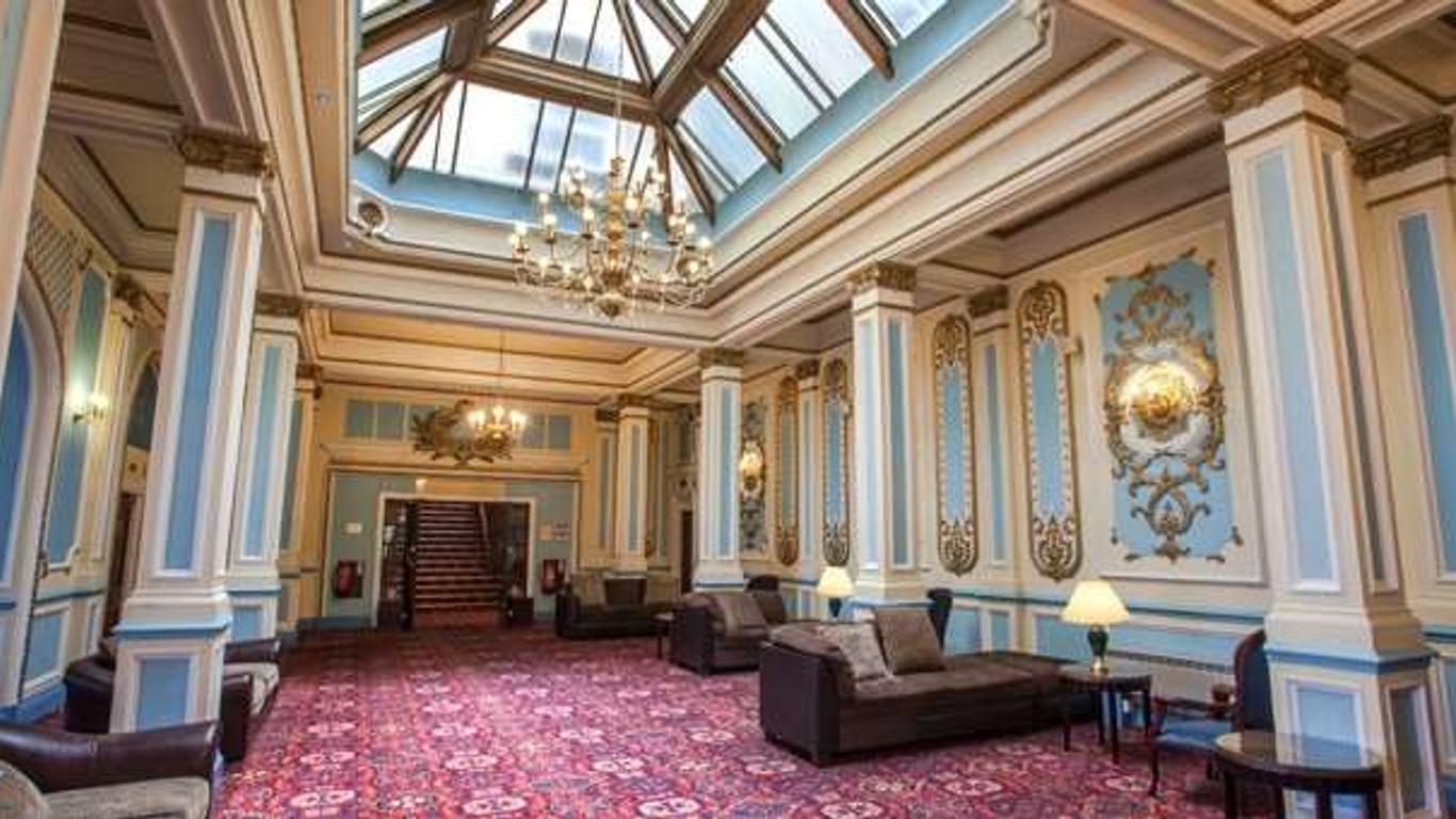 The Metropole Hotel