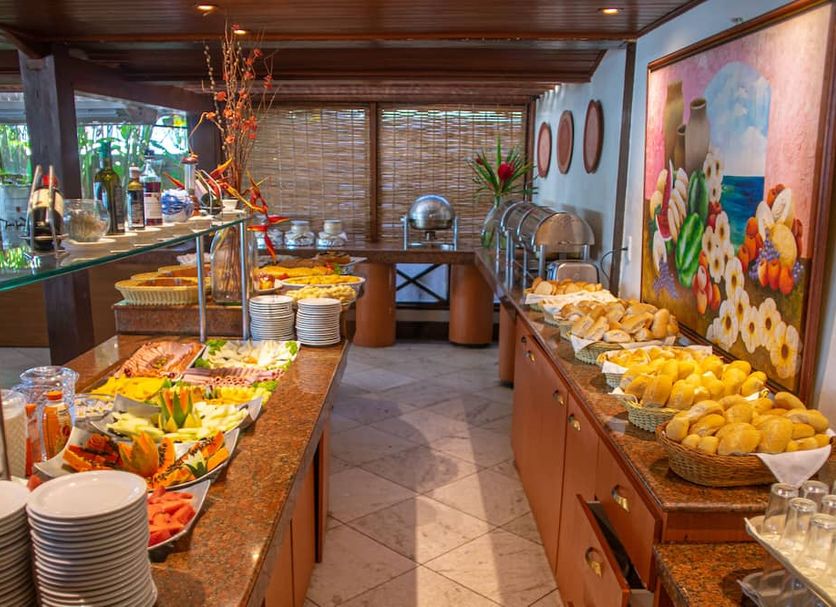 Buffet Photo