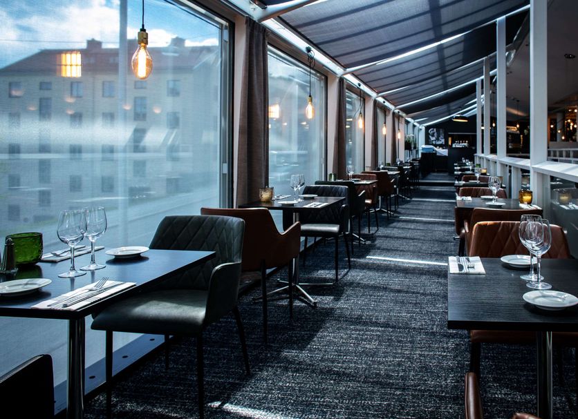 Restaurant Photo