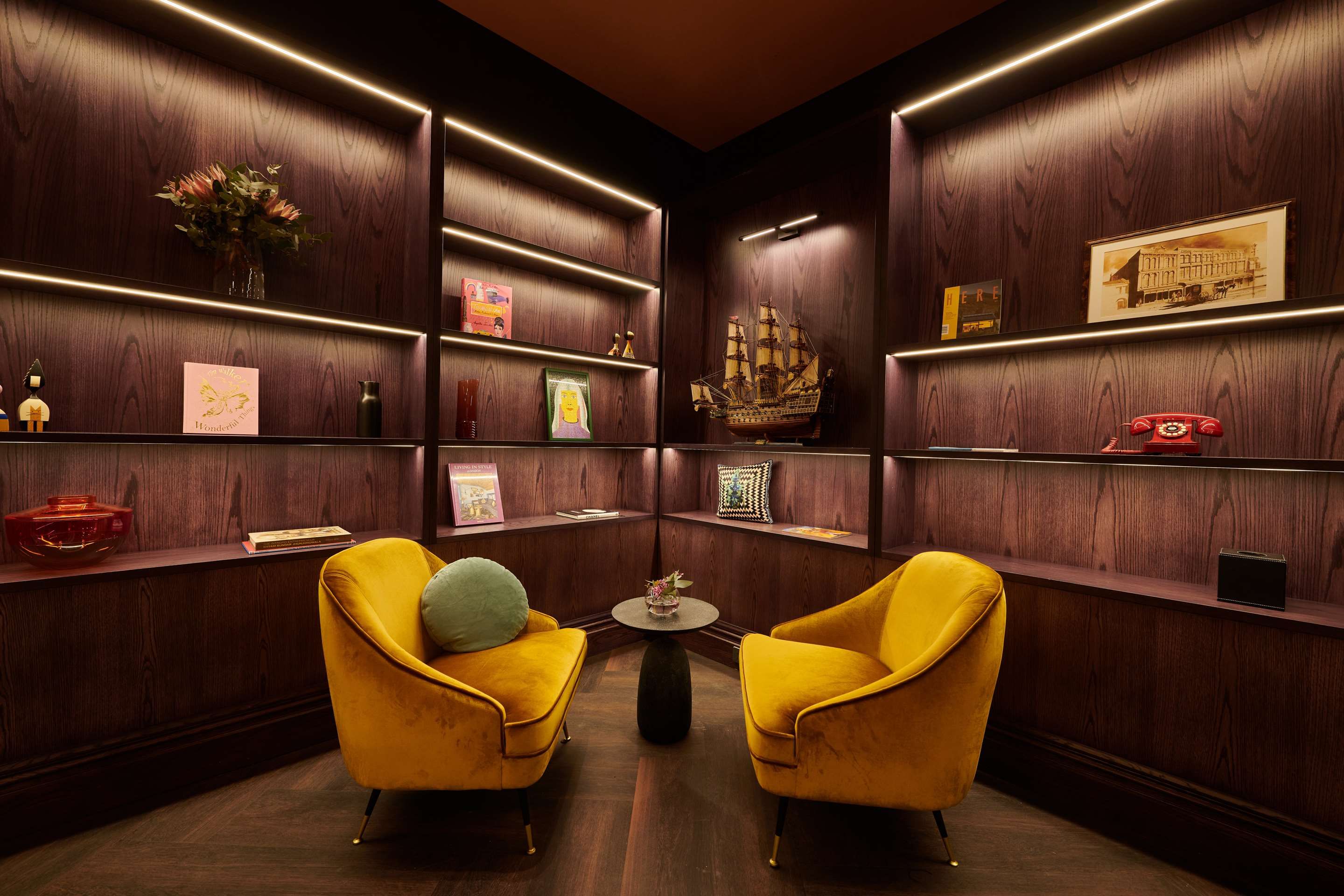 Salon