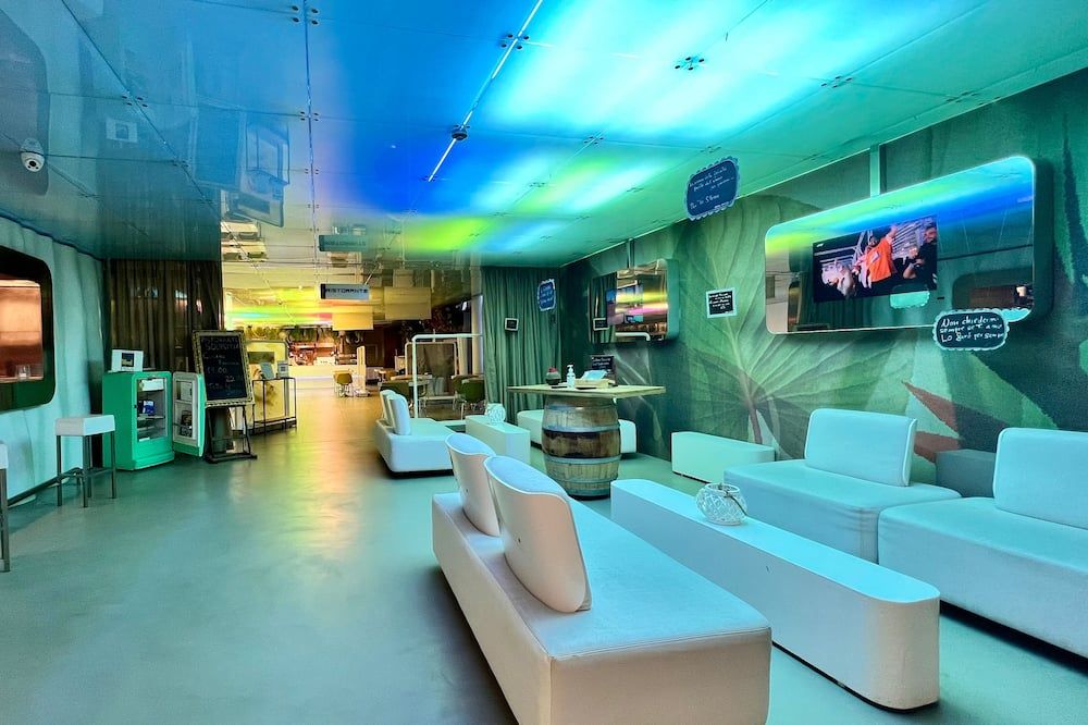 Salon