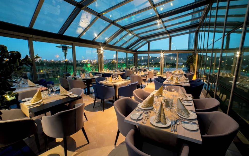Restaurant Photo