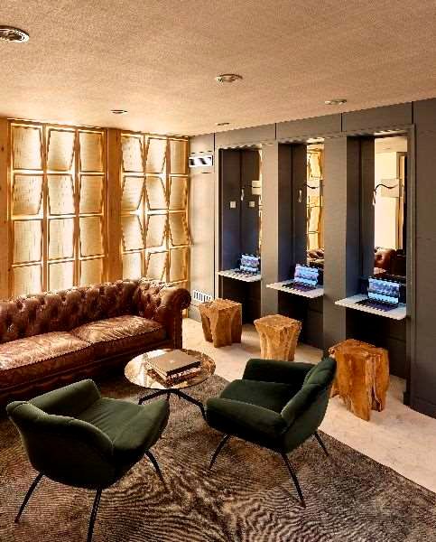 Salon