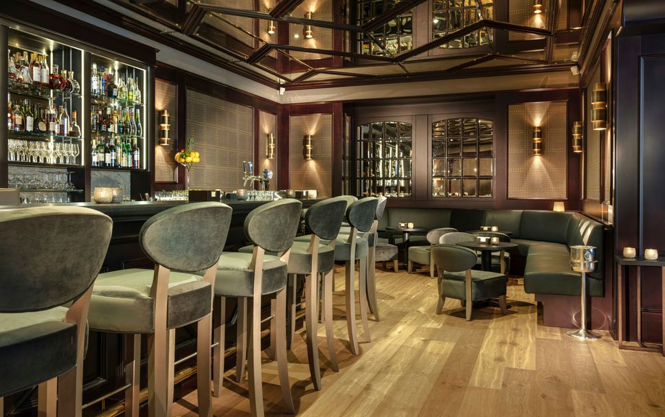 Bar Photo