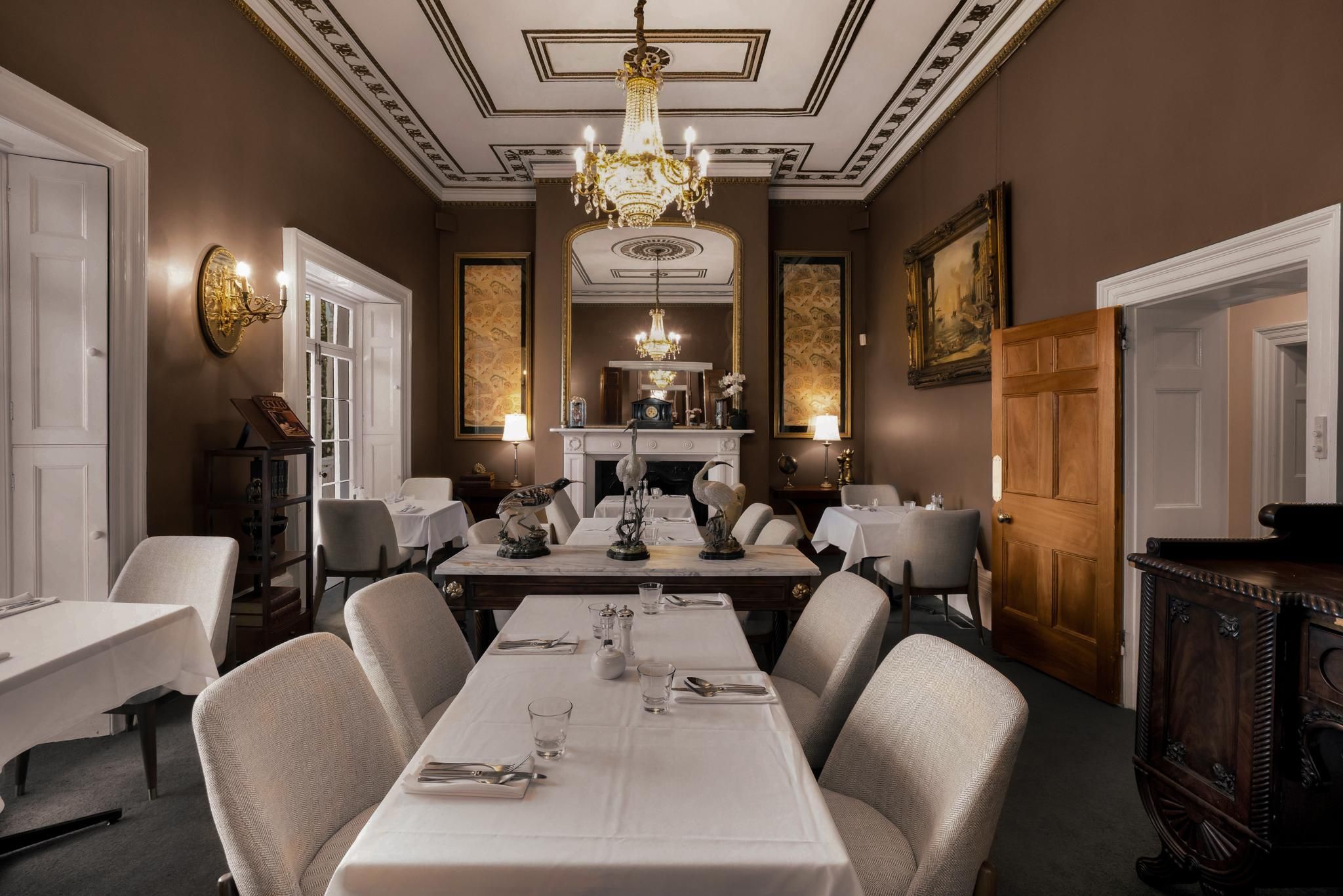 Restaurant Photo