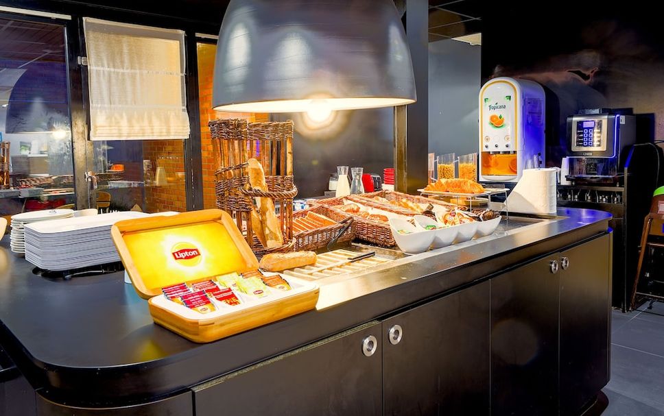 Buffet Photo