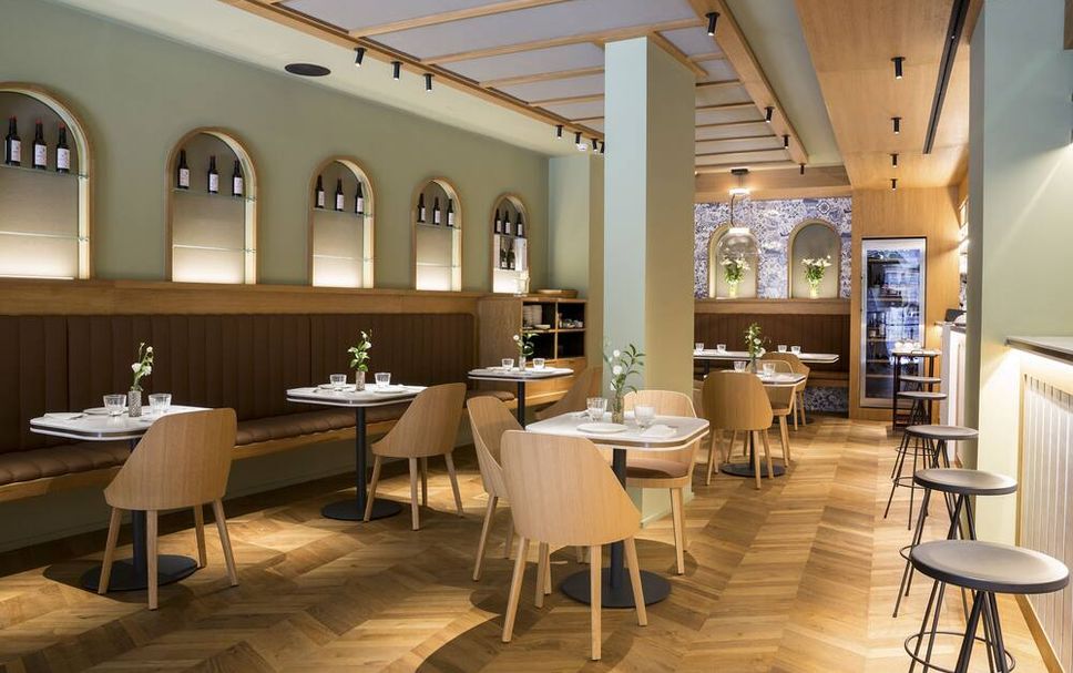 Restaurant Photo