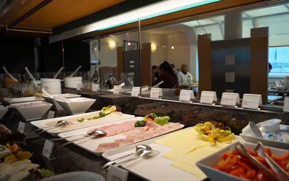 Buffet Photo