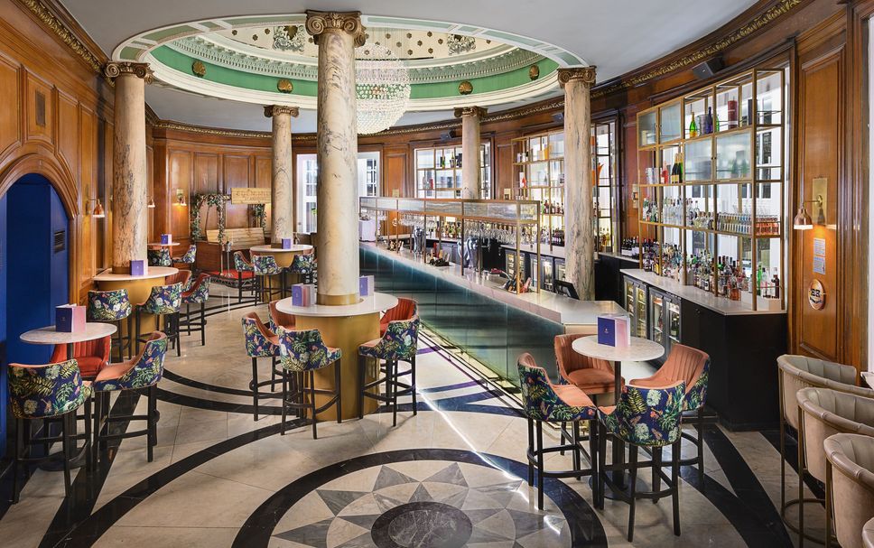 Bar Photo