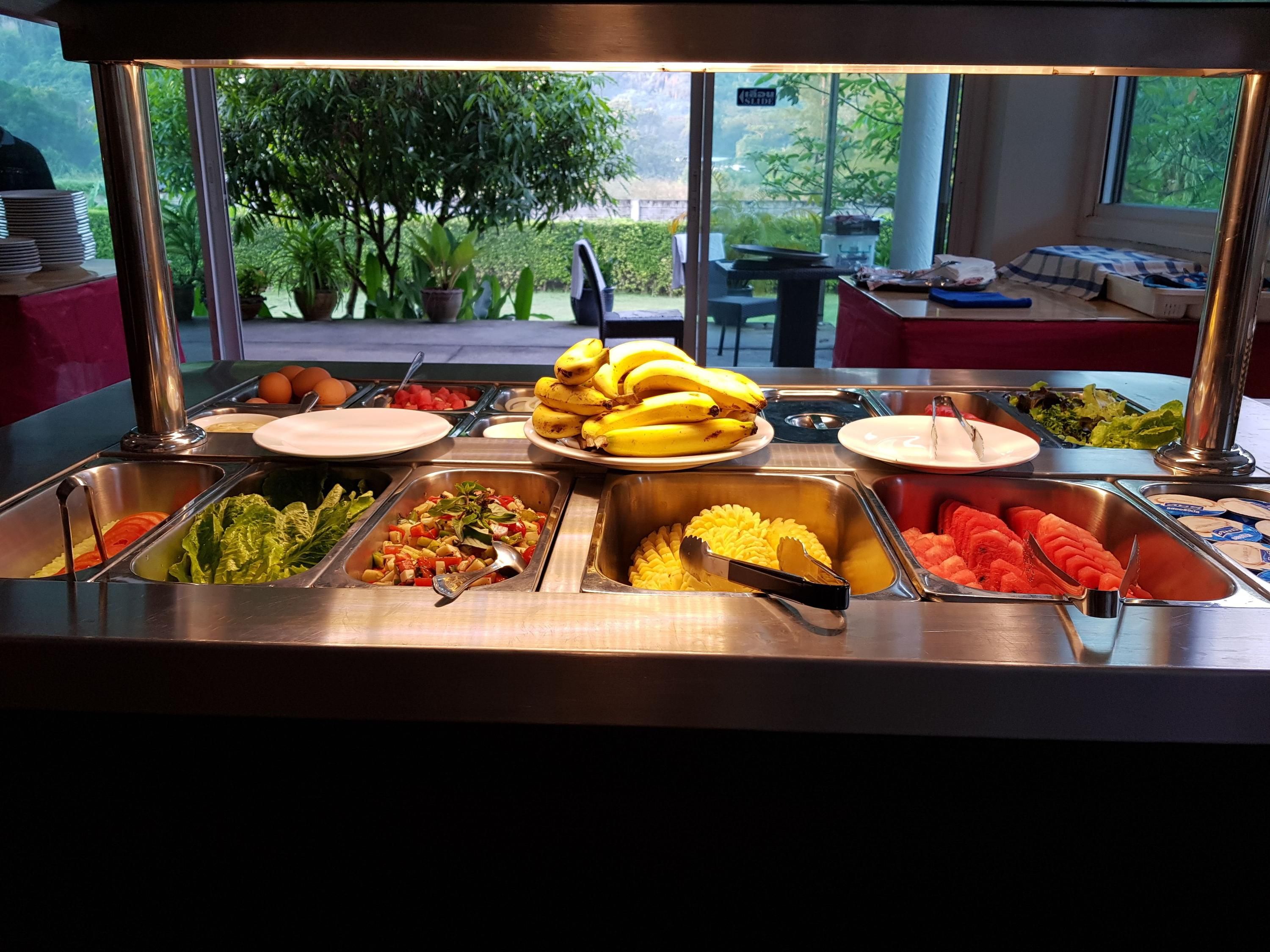 Buffet Photo