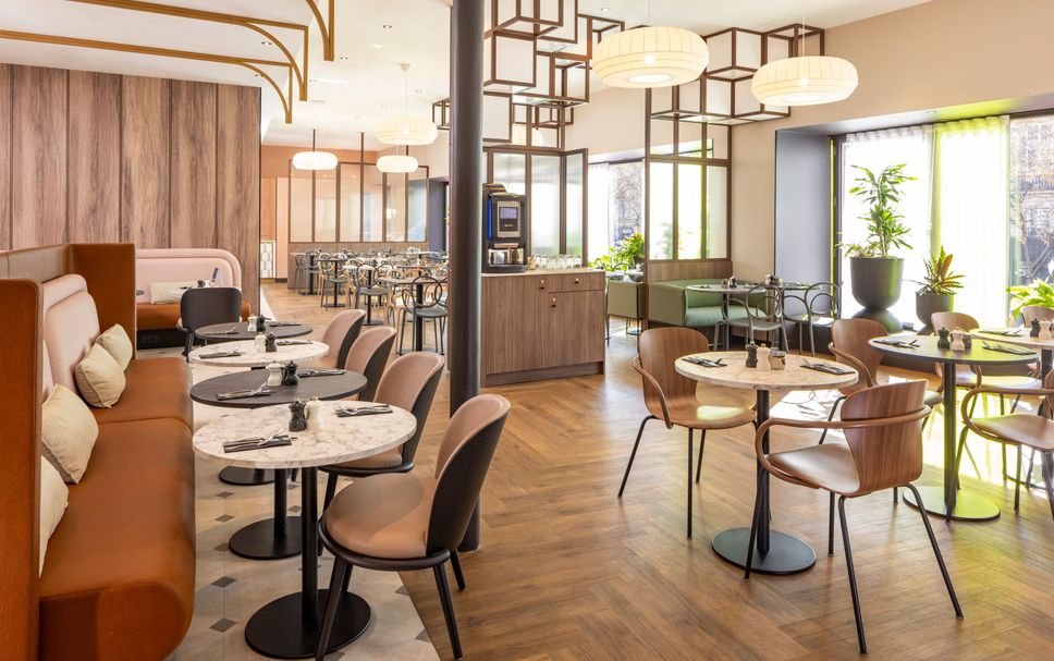 Restaurant Photo