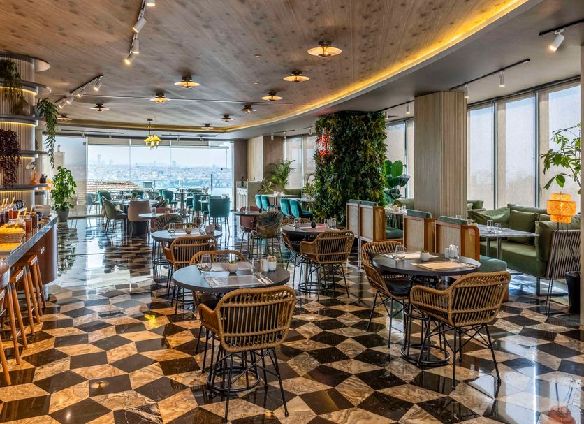 Restaurant Photo